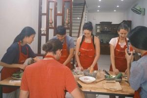 Da Nang: Preparar 5 pratos vietnamitas com visita ao mercado local