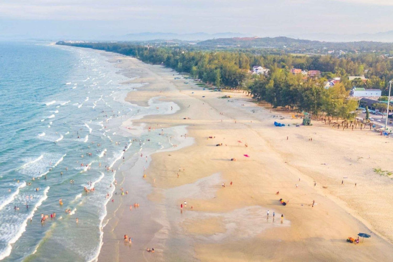 ダナン：五行山、モンキーマウンテン、ビーチツアーをご案内します