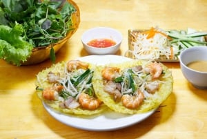 Da Nang: Michelin Food Tour with Live Music