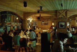 Da Nang: Michelin Food Tour with Live Music