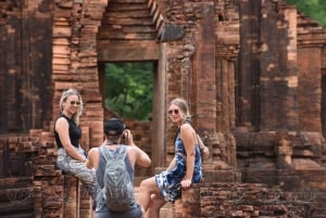Da Nang: My Son Sanctuary & Hoi An Ancient Town Private Tour