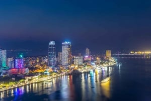 Da Nang : Visite nocturne avec boisson au Rooftop Bar et dîner