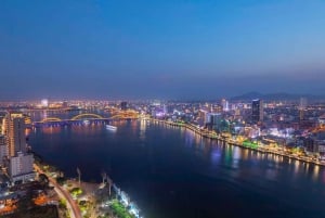 Da Nang: Tour nocturno con copa en el bar de la azotea y cena