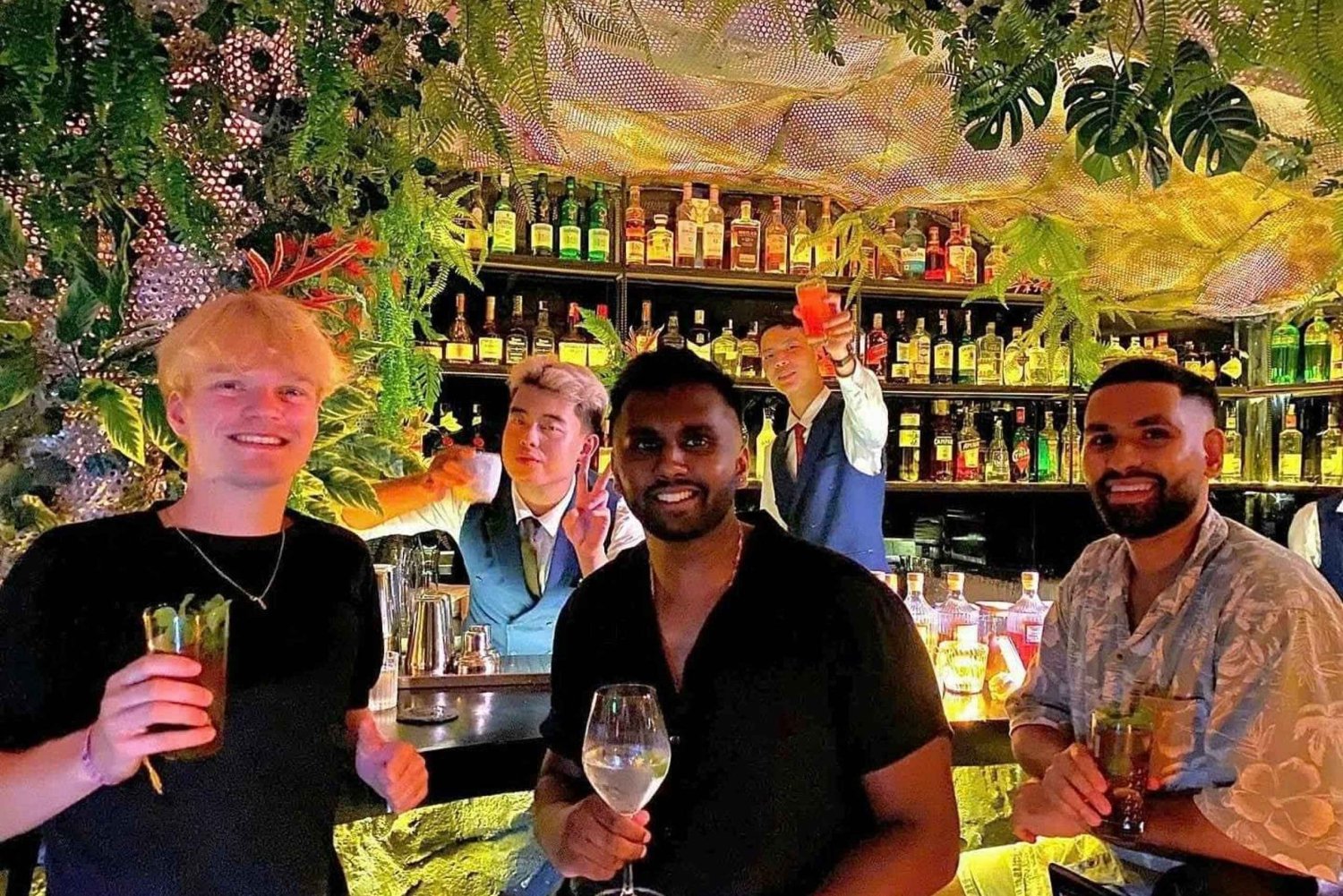 Da Nang : visite à pied nocturne avec arrêt dans un lieu caché