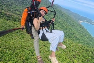 Da Nang: Paragliding Flight with 4K Video