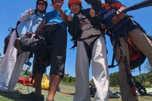 Da Nang: Paragliding Flight with 4K Video