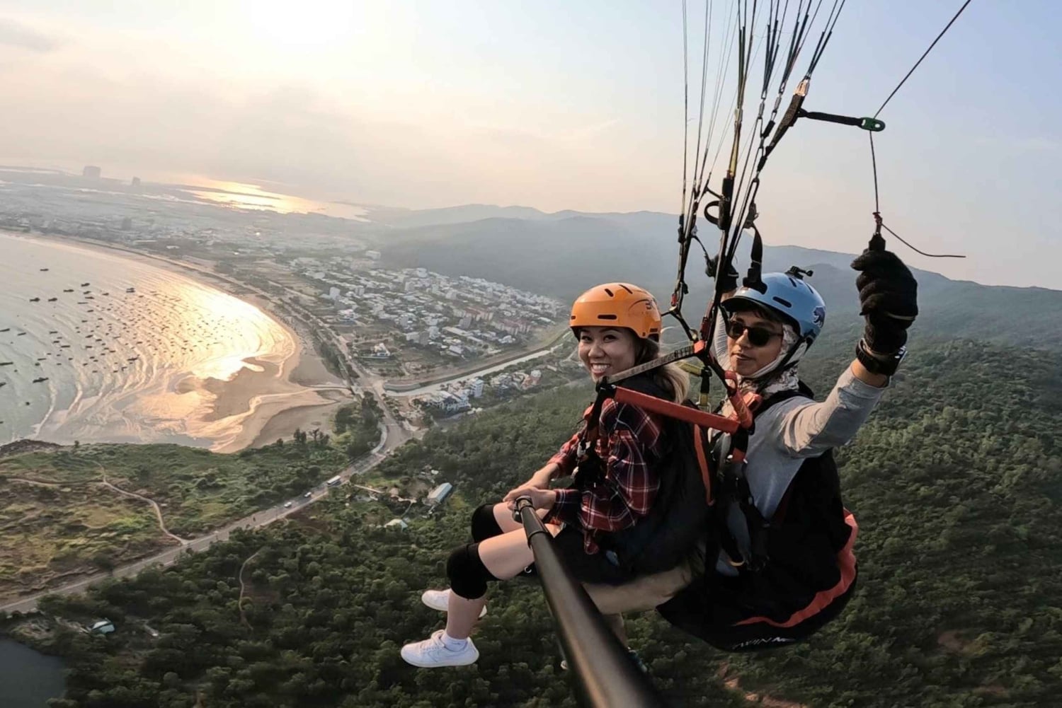 Da Nang Experiência privada de parapente na Montanha dos Macacos