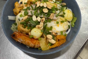 Da Nang: tour privado de comida callejera y espectáculo Charming Da Nang