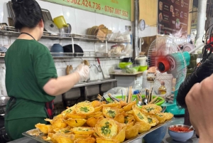 Da Nang: tour privado de comida callejera y espectáculo Charming Da Nang