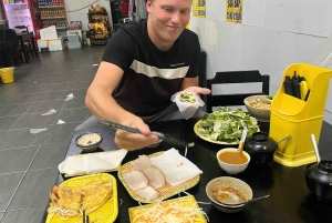 Da Nang: tour privado de comida callejera y espectáculo Charming Da Nang