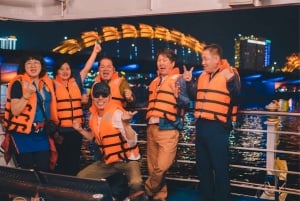 Da Nang: Cruzeiro noturno panorâmico pelo rio Han no cruzeiro My Xuan.