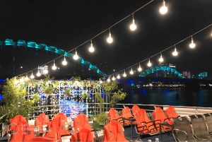 Da Nang: Cruzeiro noturno panorâmico pelo rio Han no cruzeiro My Xuan.