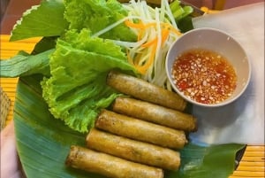 Da Nang : dégustation de sept plats locaux et visite en scooter