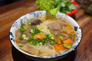 Da Nang : dégustation de sept plats locaux et visite en scooter