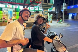 Da Nang : dégustation de sept plats locaux et visite en scooter