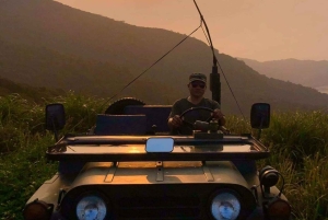 Da Nang: tour privado en jeep al atardecer por la península de Sơn Trà