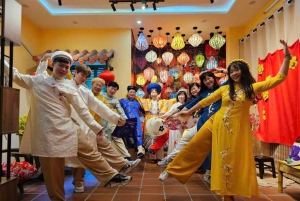 Da Nang : essayez l'expérience Ao Dai avec le spectacle Ao Dai
