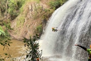 Dalat 2-dages canyoning & landskab, Mongo Land Tour
