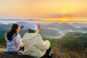 Dalat: Cloud Chasing Sunrise Hike with Pickup & Brunch