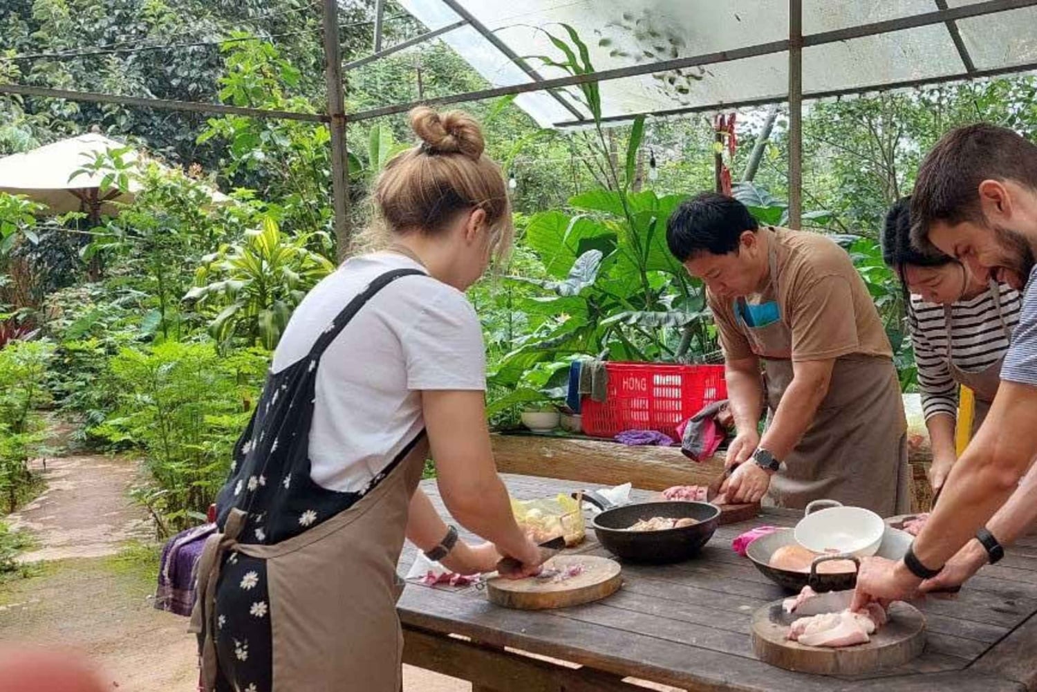 Далат: урок домашней кулинарии с экскурсией по центральному рынку