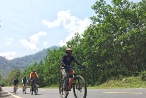 Dalat: Cykeltur i Nha Trang med picknicklunch