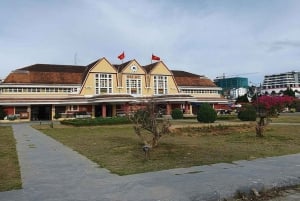 Dalat: Private Tour with Elephant Waterfall and Pagoda