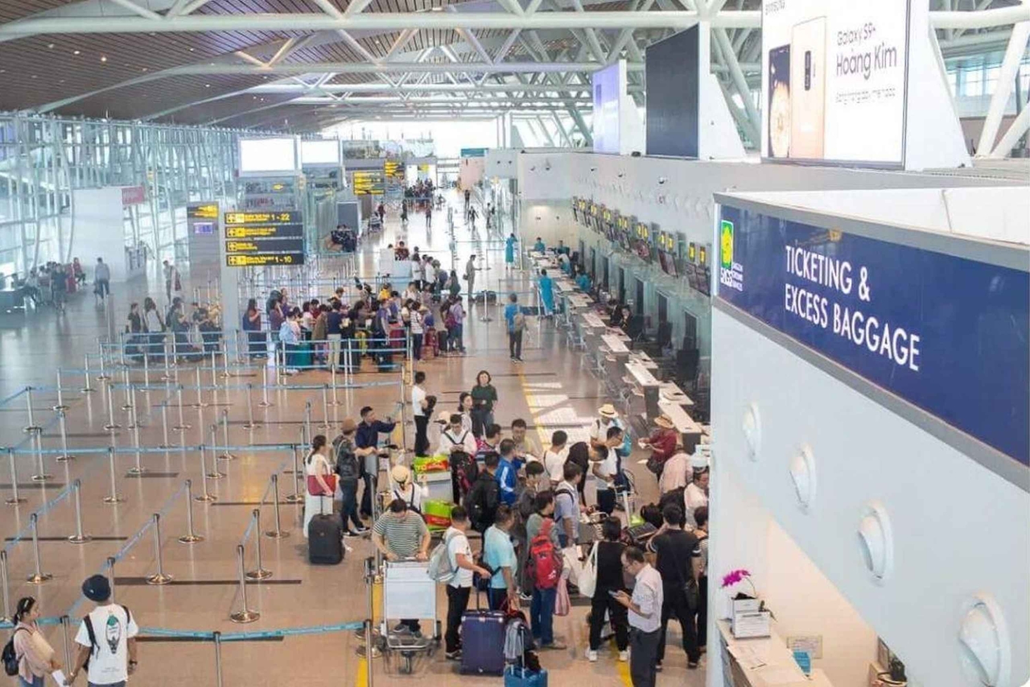 DaNang: Fastrack en el interaeropuerto de DAD