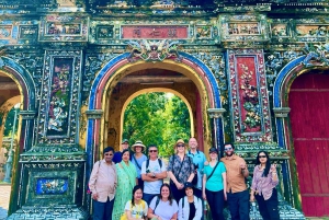 DaNang/Hoi An: Hue Citadel via Hai Van Pass Small Group Tour