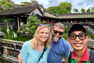 DaNang/Hoi An: Hue Citadel via Hai Van Pass Small Group Tour