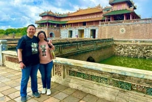 DaNang/Hoi An: Hue Citadel via Hai Van Pass Small Group Tour