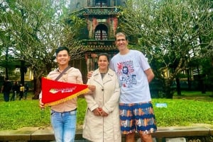 DaNang/Hoi An: Hue Citadel via Hai Van Pass Small Group Tour