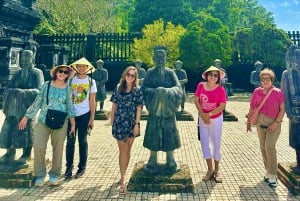 DaNang/Hoi An: Hue Citadel via Hai Van Pass Small Group Tour