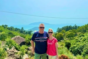 DaNang/Hoi An: Hue Citadel via Hai Van Pass Small Group Tour