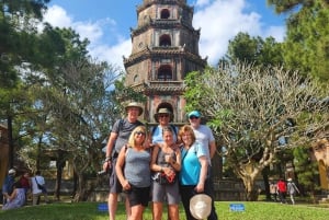 DaNang/Hoi An: Hue Citadel via Hai Van Pass Small Group Tour