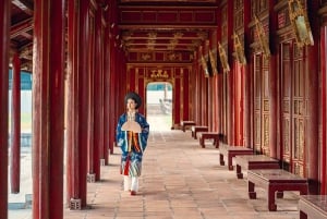 DaNang/Hoi An: Hue Citadel via Hai Van Pass Small Group Tour