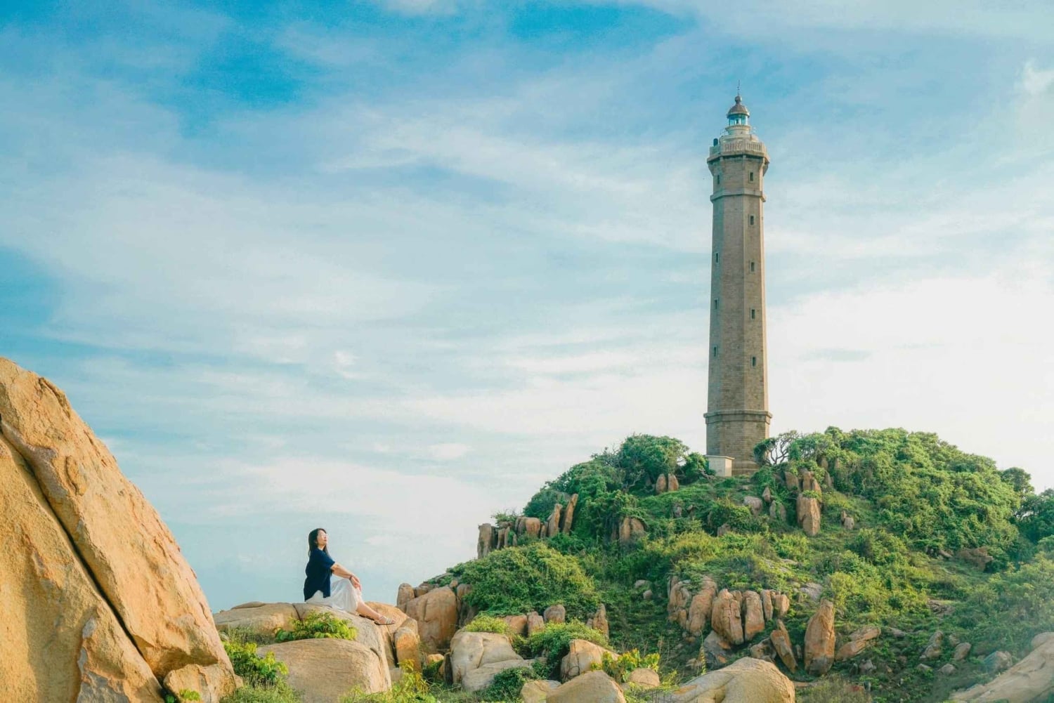 Odkryj latarnię morską Ke Ga i kolejkę linową na szczyt Ta Cu