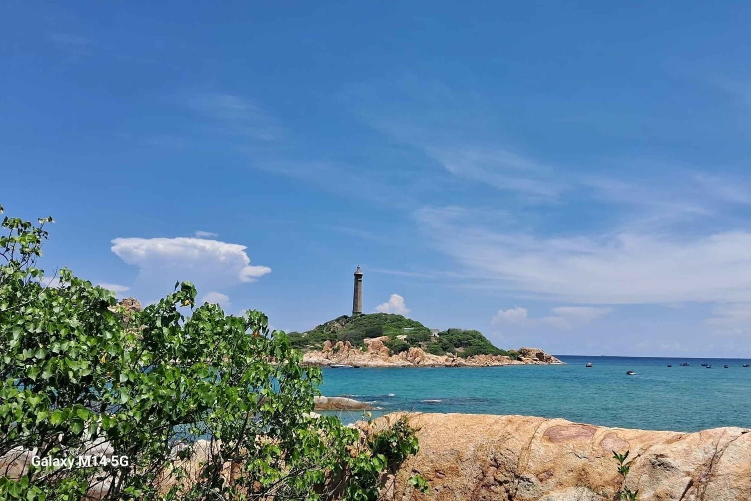 Odkryj latarnię morską Ke Ga i kolejkę linową na szczyt Ta Cu