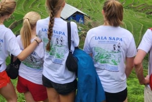 Découvrez Sapa : 2 jours et 1 nuit d'aventure en trek et séjour confortable chez l'habitant à LaLa.