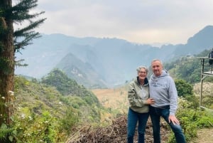Dong Van: Guided Trek to Ancient Villages with Picnic Lunch