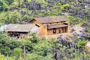 Dong Van: Guided Trek to Ancient Villages with Picnic Lunch