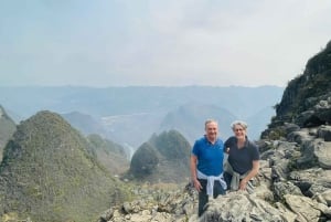 Dong Van: Ma Pi Leng Skywalk Trek with Picnic Lunch