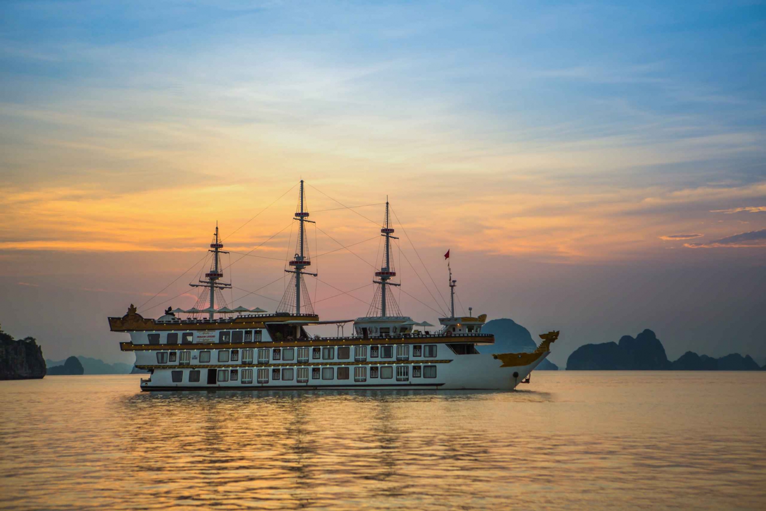 Crucero Dragon Legend a la Bahía de Bai Tu Long y a la Bahía de Ha Long