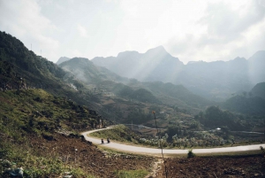 Easy Rider 3-Tages-Motorradtour durch Ha Giang Loop