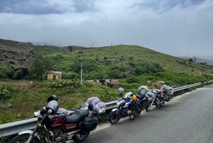 Passeio de mota Easy Rider pela passagem Hai Van: HoiAn/DaNang/Hue