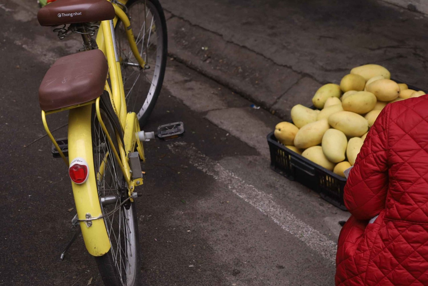 Enjoy Hanoi with a Street Photographer