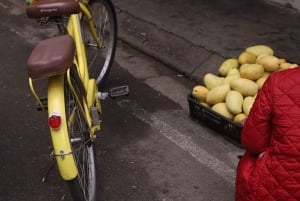 Enjoy Hanoi with a Street Photographer