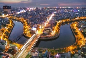 Esplora 5 quartieri di Ho Chi Minh City in motocicletta
