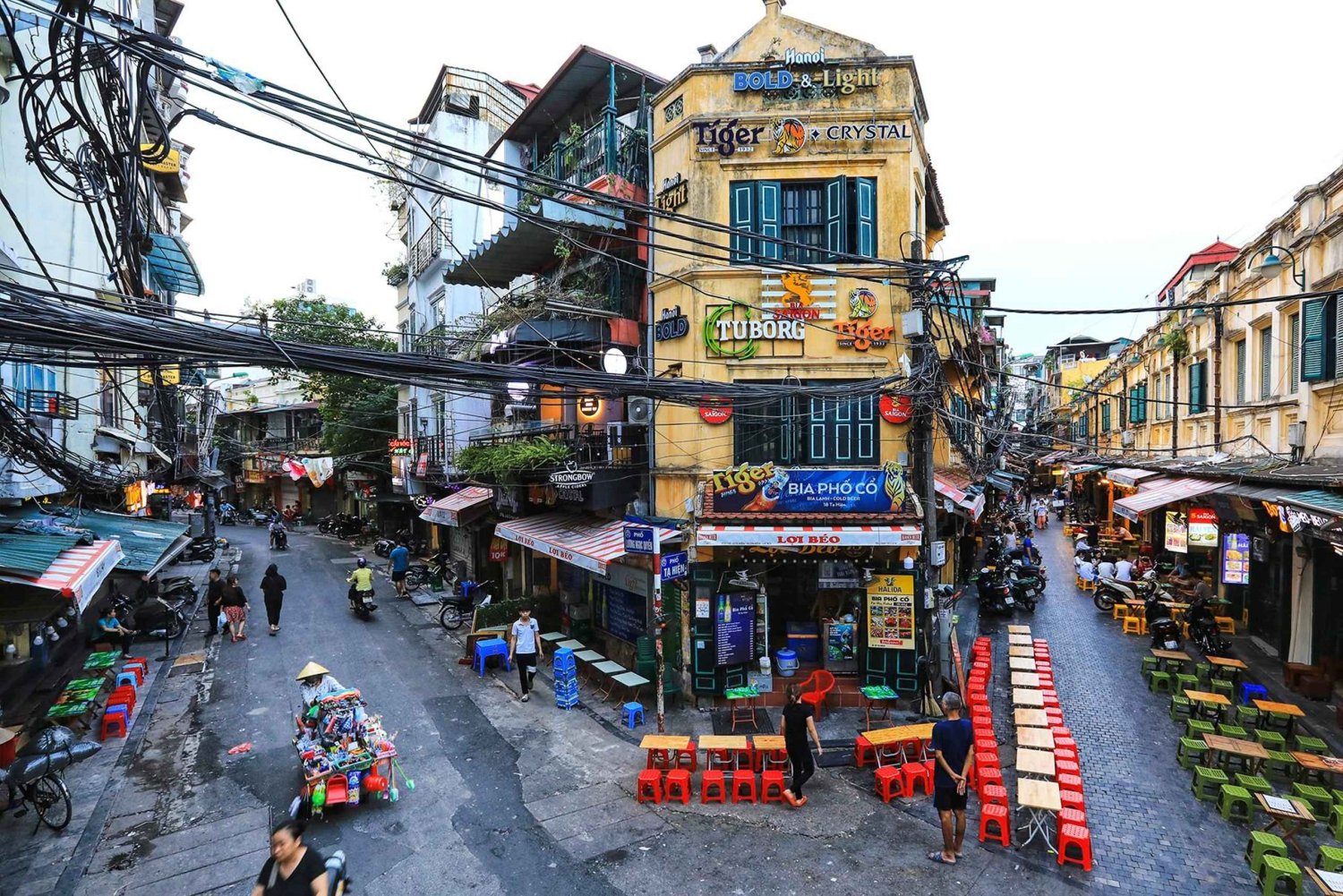 Explora el norte de Vietnam: las tierras altas de Sapa y la bahía de Ha Long