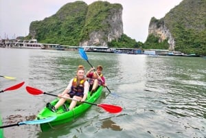 De Ninh Binh: cruzeiro de 2 dias pela baía de Bai Tu Long com refeições e guia