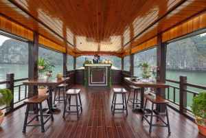 Depuis Hanoi/Cat Ba : Excursion en bateau d'une journée dans la baie de Lan Ha